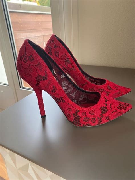 dolce gabbana pizzo rosso|Pumps Dolce & Gabbana da donna .